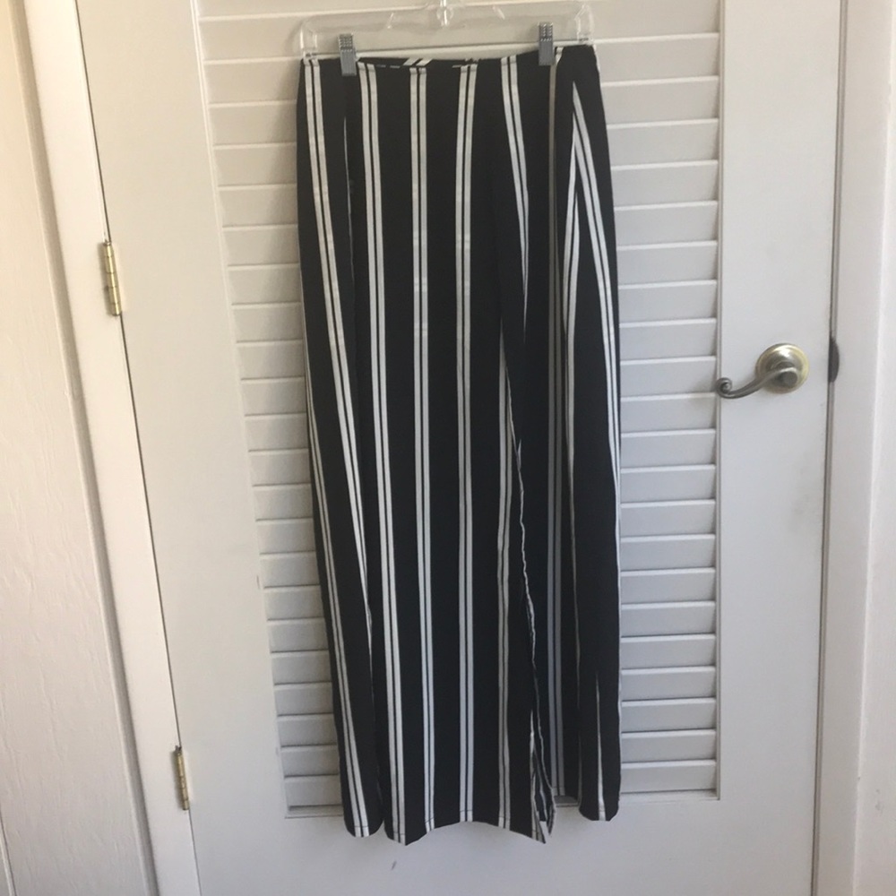 Live 4 Truth Maxi skirt